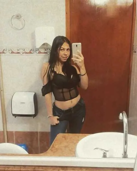 Live sex webcam photo for SophieAndrade #3482258