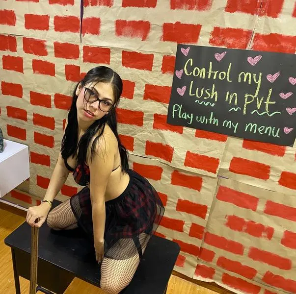 Live sex webcam photo for SophieAndrade #3228122