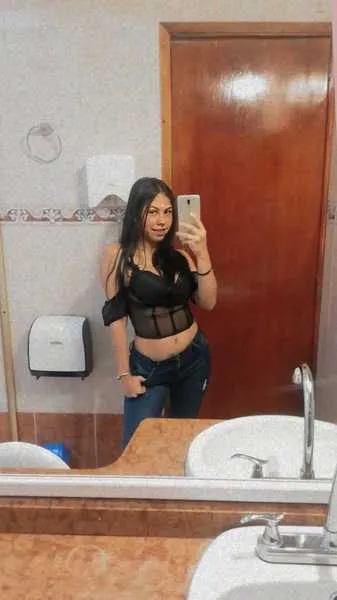Live sex webcam photo for SophieAndrade #3482257