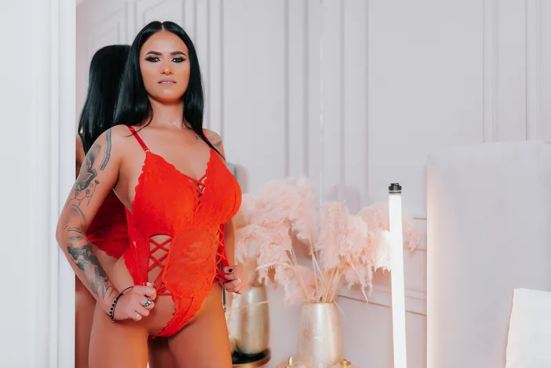 Live sex webcam photo for MyraAtthis #3468681