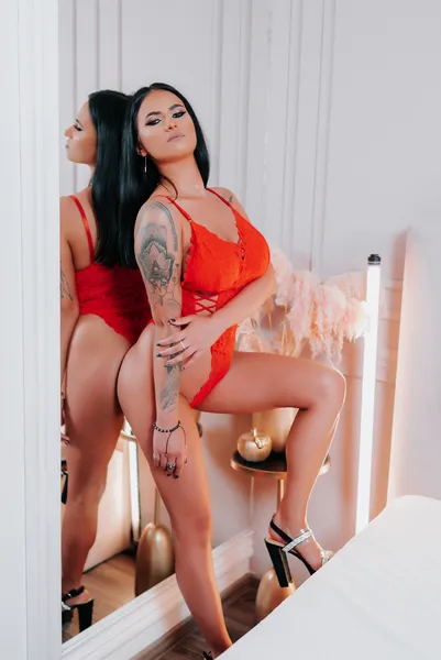 Live sex webcam photo for MyraAtthis #3468695