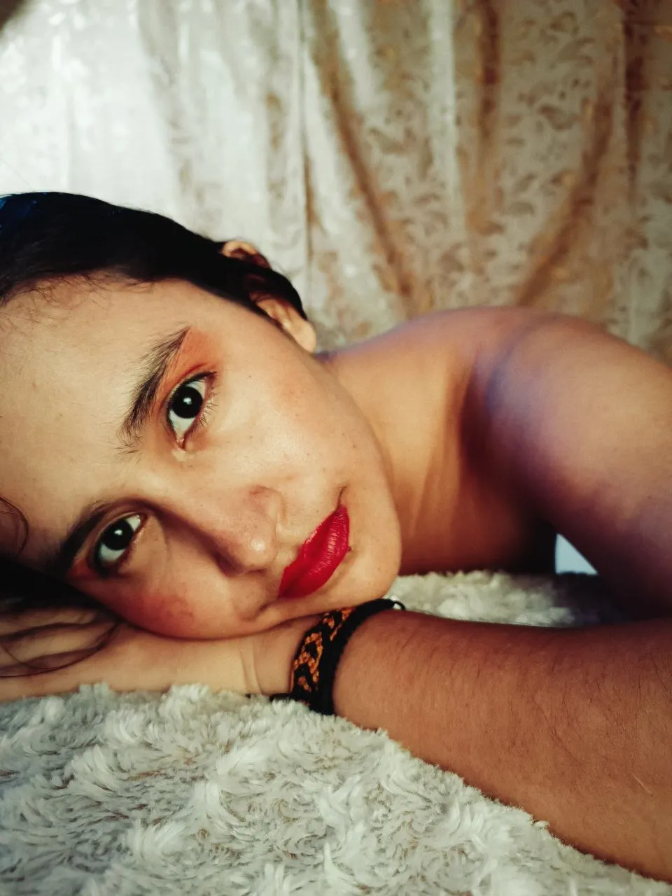 Live sex webcam photo for AmelieAmour23 #7200605