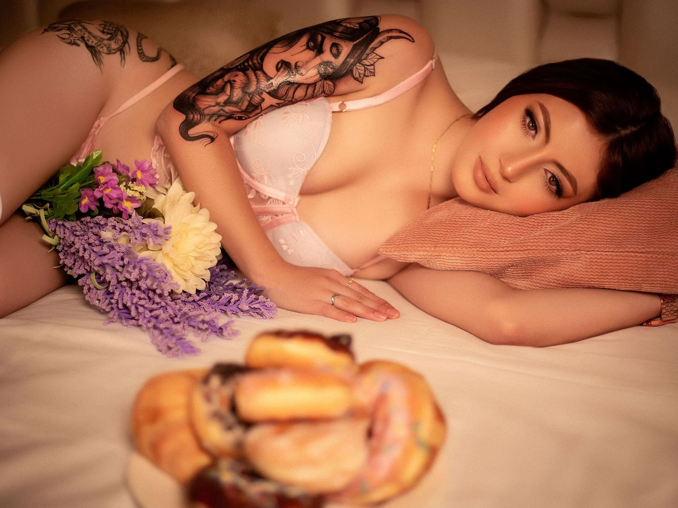 Live sex webcam photo for TessaColleman #3203715