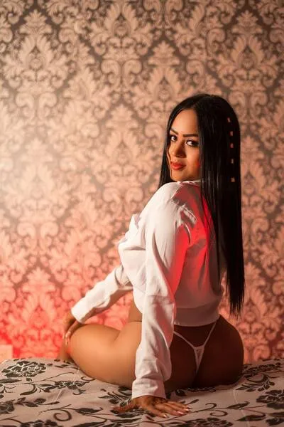 Live sex webcam photo for AliceTommps #4269020