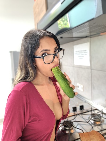 Live sex webcam photo for LunaJonnes #3242614