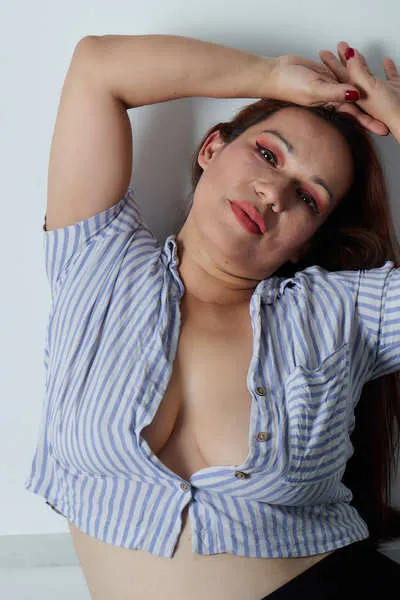 Live sex webcam photo for LorainneLove #6060978