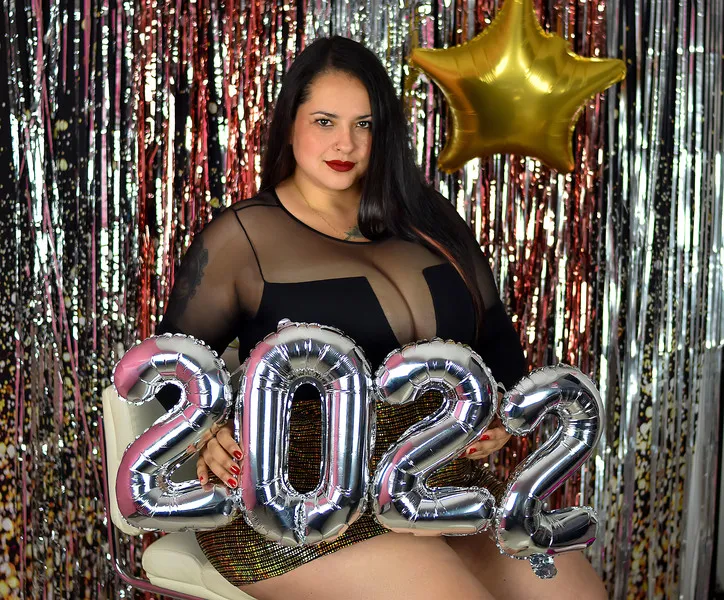 Live sex webcam photo for KarllaWalker #3105081