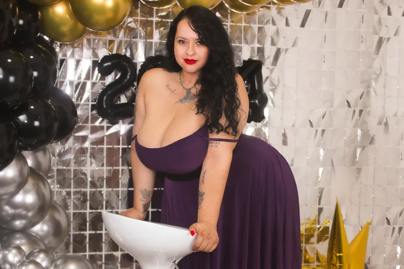 Live sex webcam photo for KarllaWalker #6119577