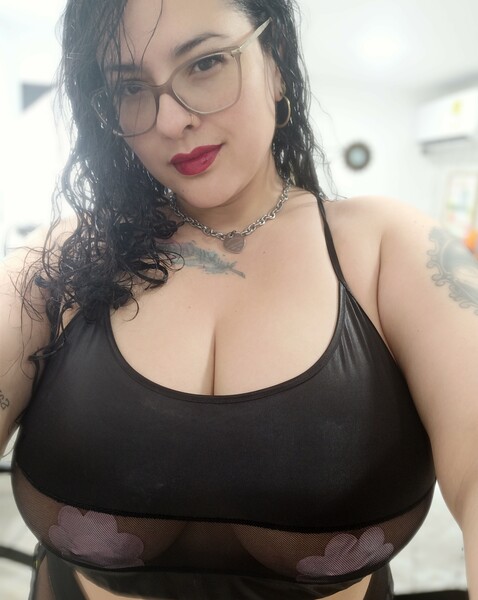 Live sex webcam photo for KarllaWalker #3832731