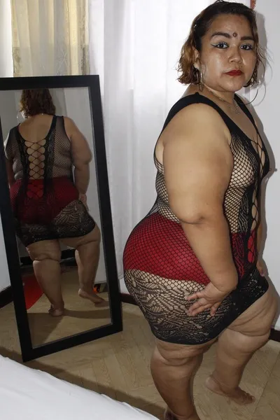 Live sex webcam photo for MarilynBig #3084434