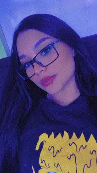 Live sex webcam photo for ChloeSwallow #3132033