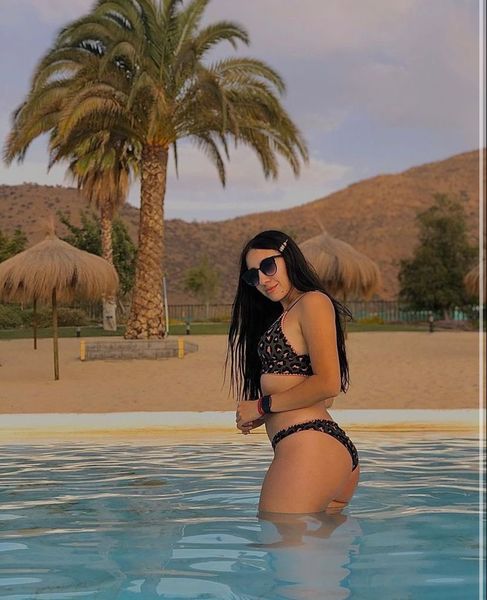 Live sex webcam photo for MiaaWalkker #3135631