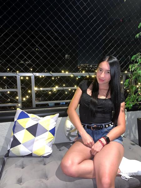 Live sex webcam photo for MiaaWalkker #3135629