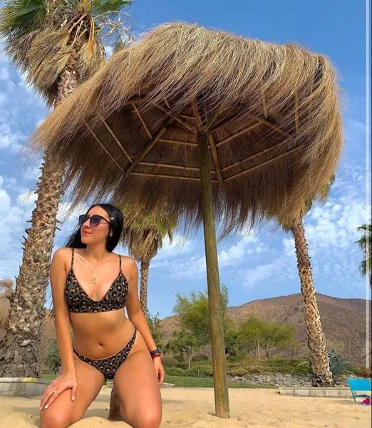 Live sex webcam photo for MiaaWalkker #3135633