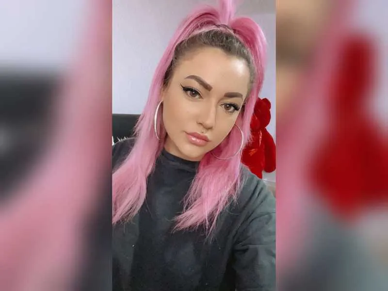 Live sex webcam photo for ClarisePearl #3181659