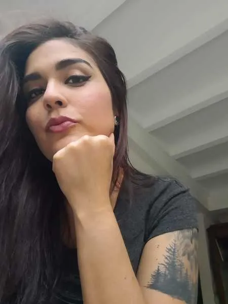 Live sex webcam photo for NicolleCameron #3161314