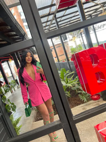 Live sex webcam photo for Pocahoontass #3127611