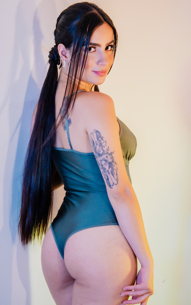 Live sex webcam photo for AshleyAdamms #3116540