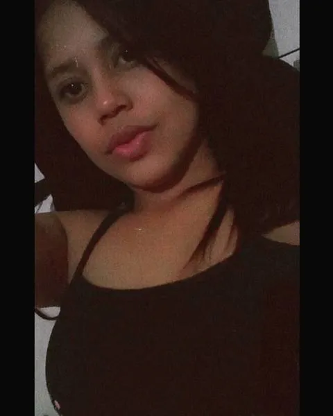 Live sex webcam photo for MarianYung #3646244