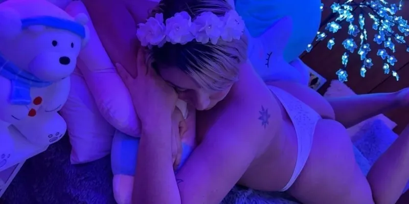 Live sex webcam photo for sunshine050 #3329726