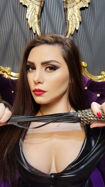 Live sex webcam photo for IsabelleCain #3124788