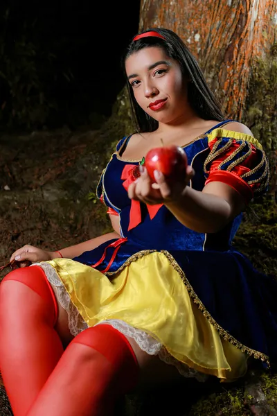 Live sex webcam photo for SaraWhitee #3606538