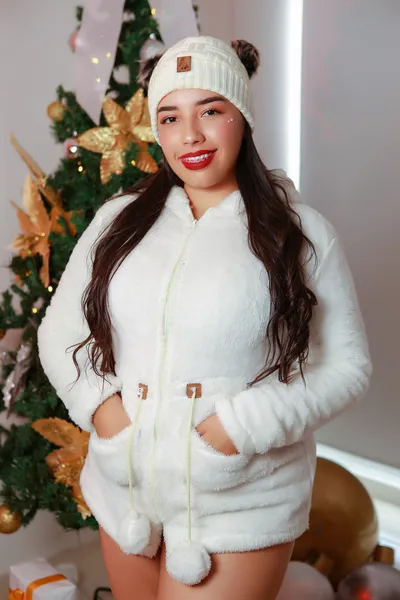 Live sex webcam photo for SaraWhitee #3758676