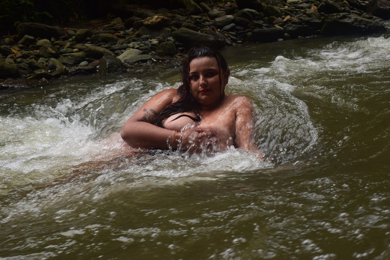 Live sex webcam photo for NaomiQuin #6075951