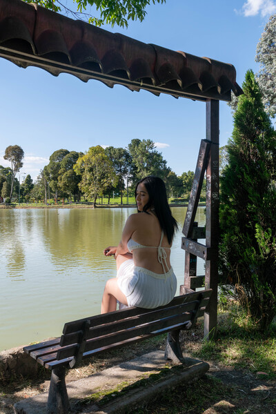 Live sex webcam photo for NicollColleman #7943181