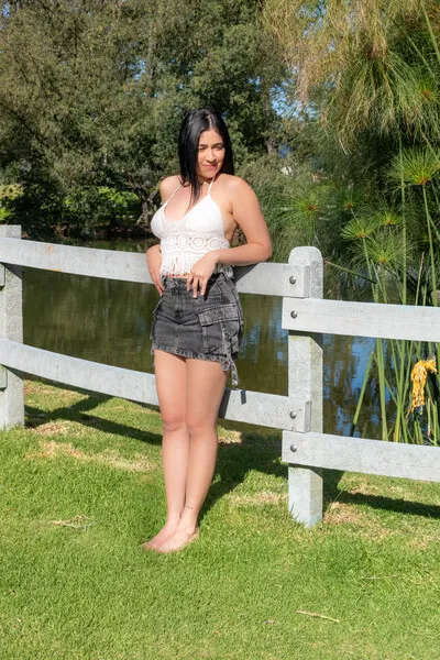 Live sex webcam photo for NicollColleman #7943203