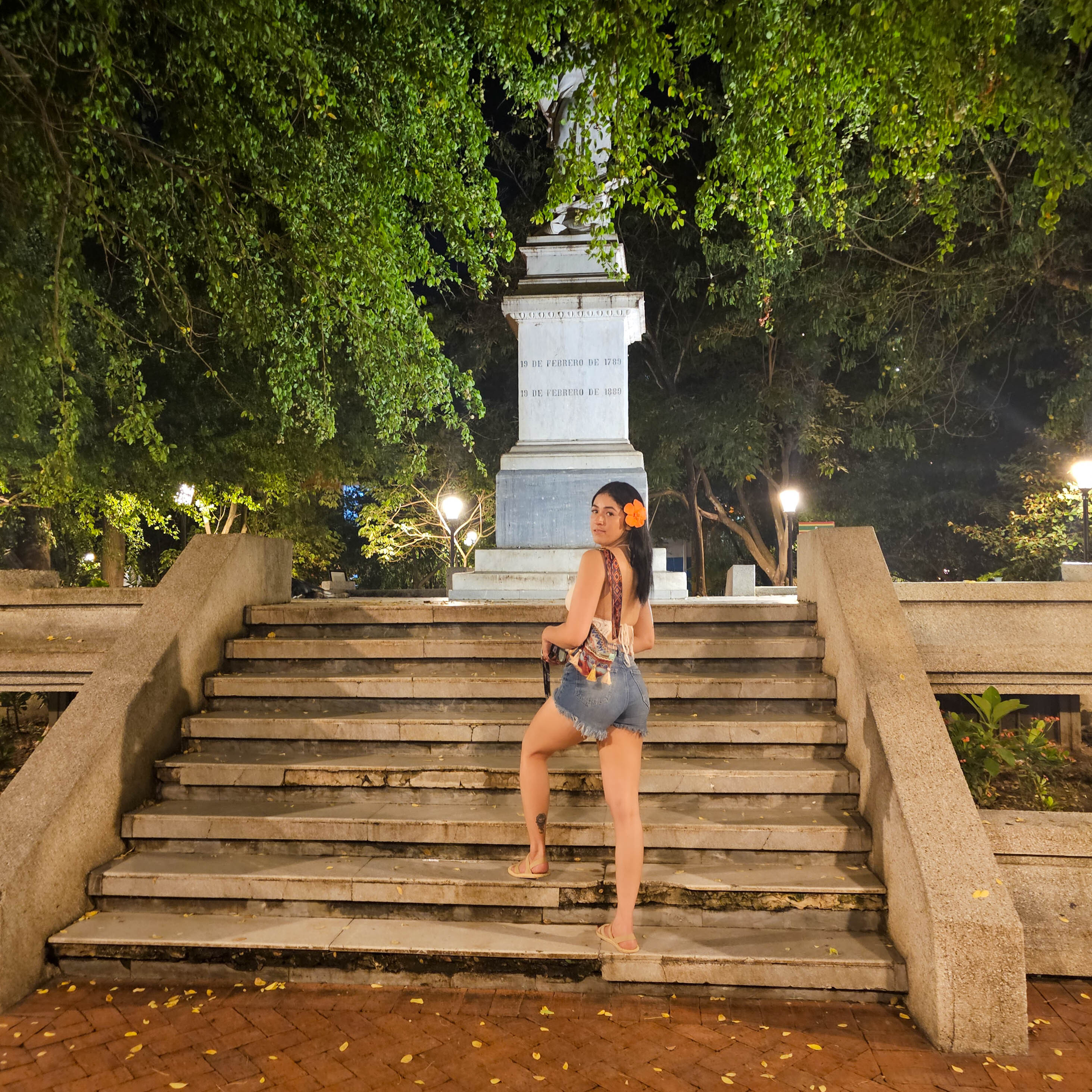 Live sex webcam photo for NicollColleman #7943055