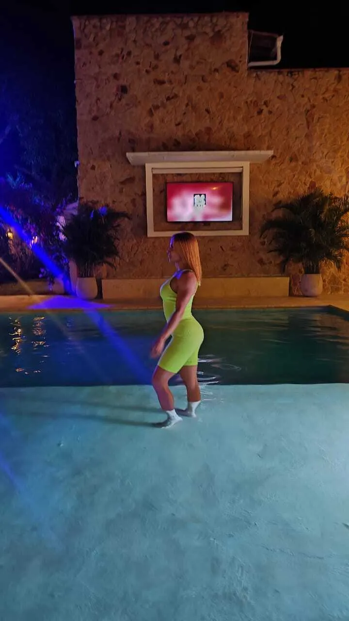 Live sex webcam photo for PaulinaAmber #7996153