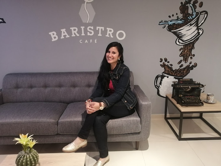 Live sex webcam photo for OrianaSparkly #3187560