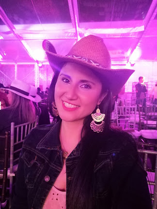 Live sex webcam photo for OrianaSparkly #3187559