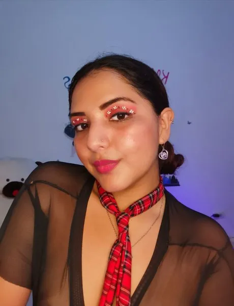 Live sex webcam photo for KimSamuels #3380572