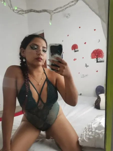 Live sex webcam photo for KimSamuels #3336978