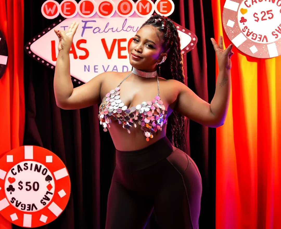 Live sex webcam photo for ArianaBlackk #7839825