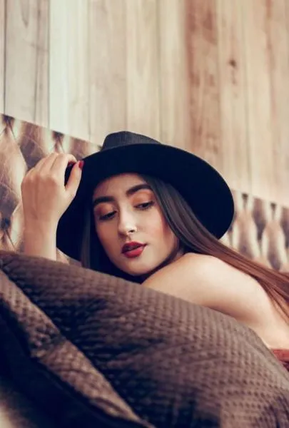 Live sex webcam photo for GlorianaLee #3122135