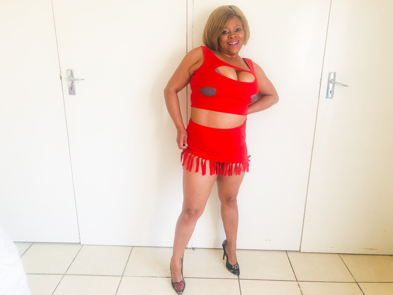 Live sex webcam photo for CaramelYums40DD #3308852