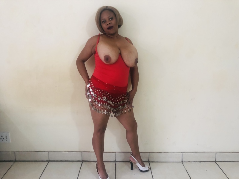 Live sex webcam photo for CaramelYums40DD #3193602