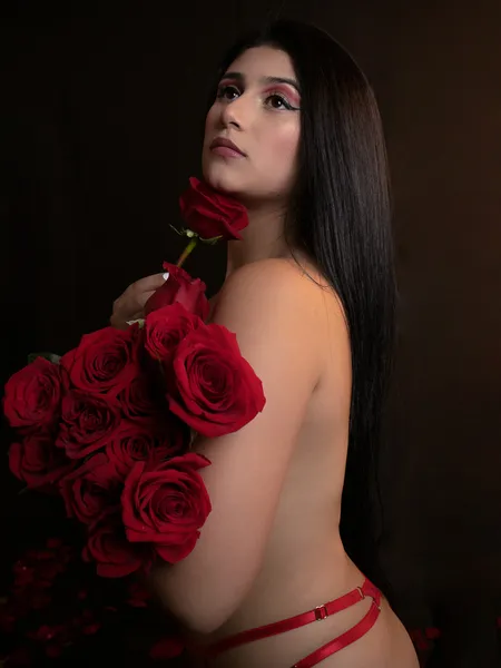 Live sex webcam photo for EimyCruz #4112363