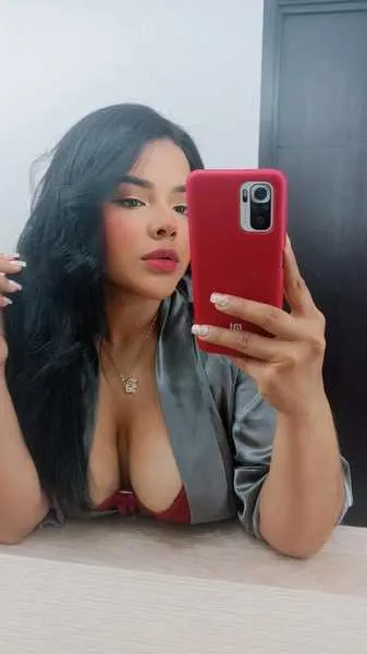Live sex webcam photo for HannaFiore #3513973