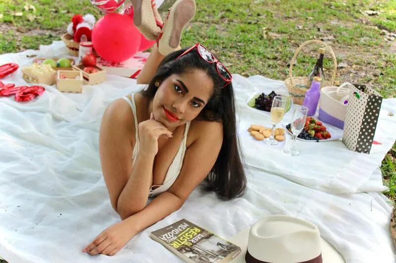 Live sex webcam photo for CleodoSantos #4091819