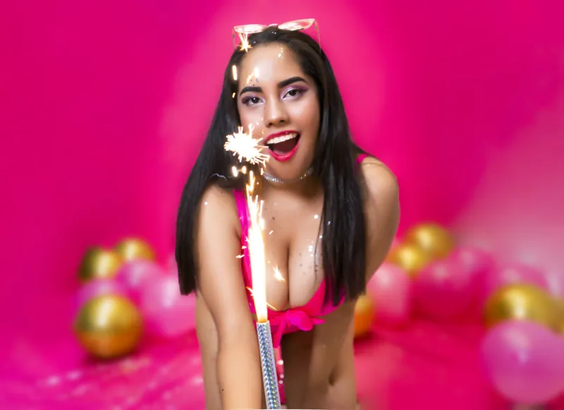 Live sex webcam photo for CleodoSantos #4091775