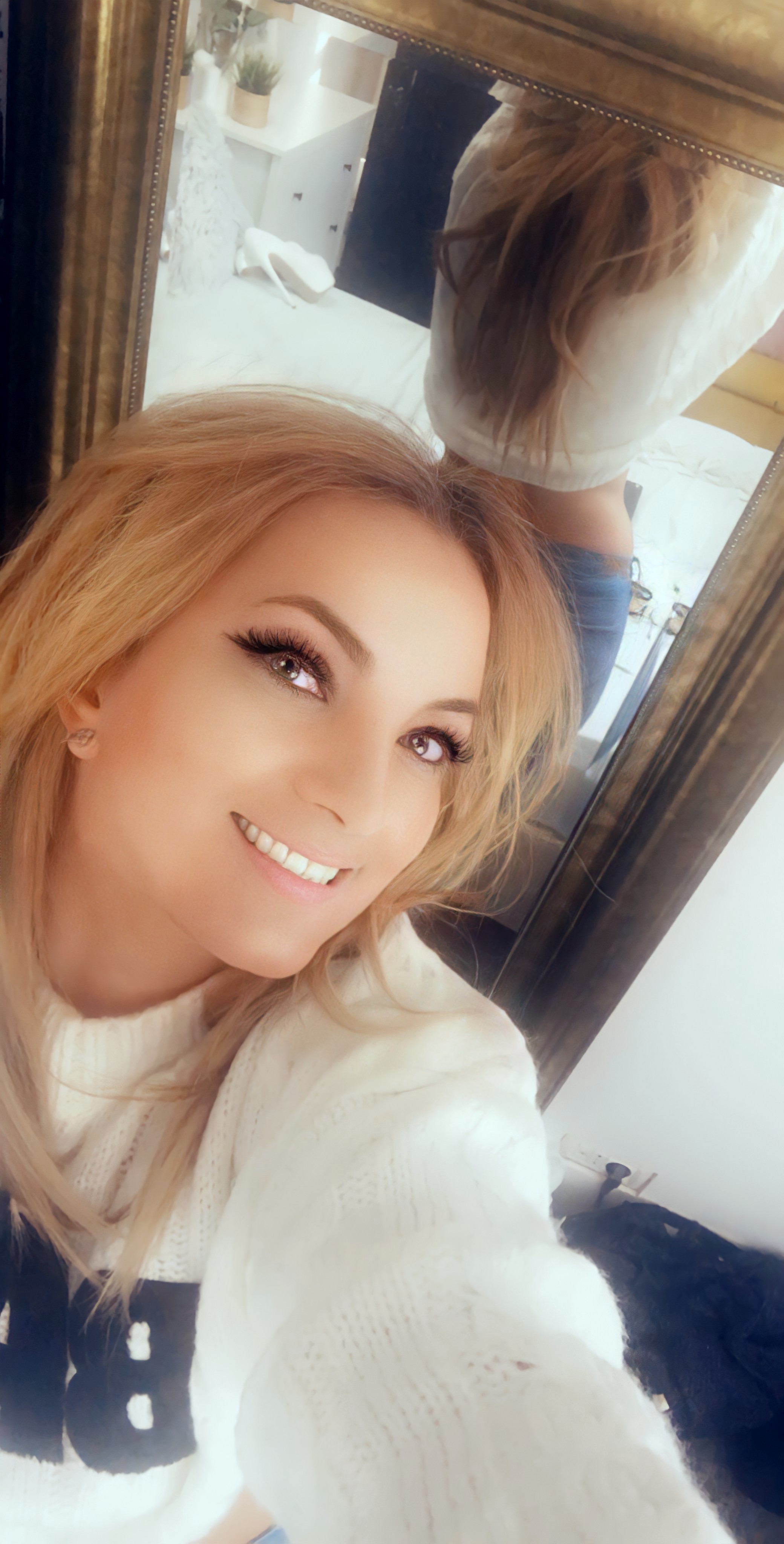 Live sex webcam photo for AngelicFelisha #7331486