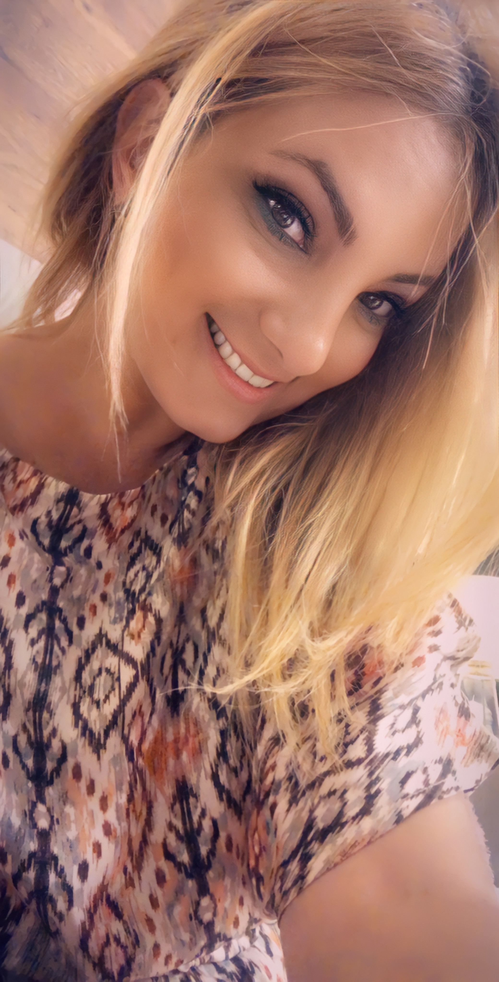 Live sex webcam photo for AngelicFelisha #7331585