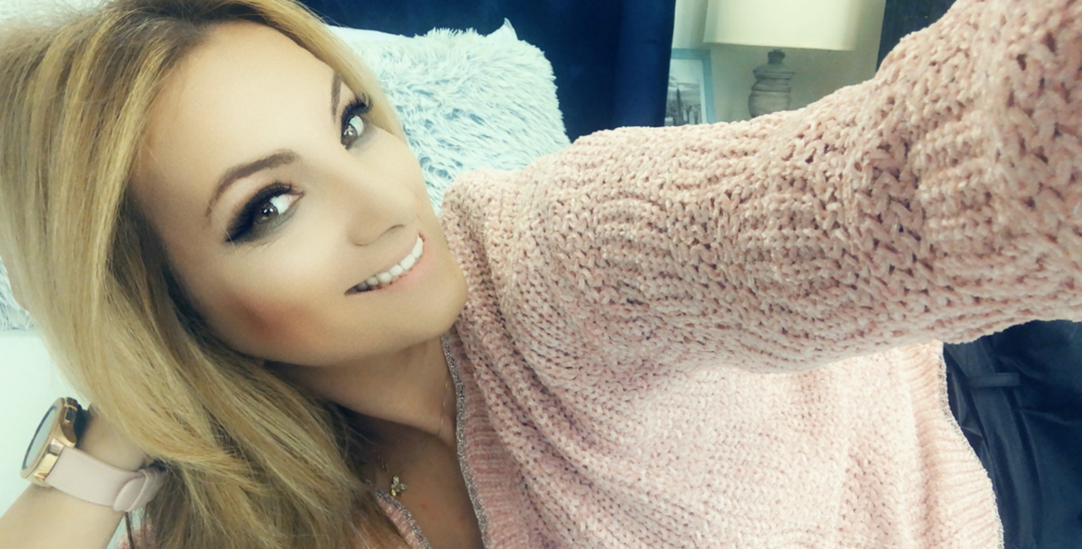 Live sex webcam photo for AngelicFelisha #7331550