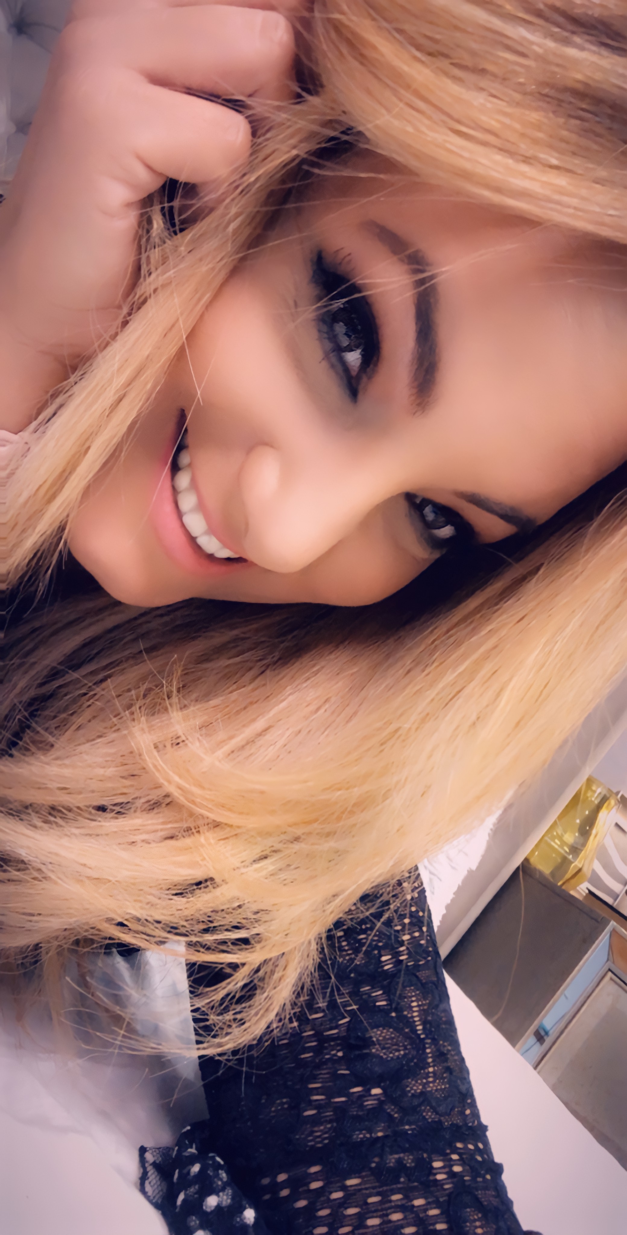 Live sex webcam photo for AngelicFelisha #7331600