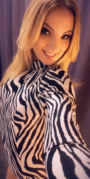 Live sex webcam photo for AngelicFelisha #7331195