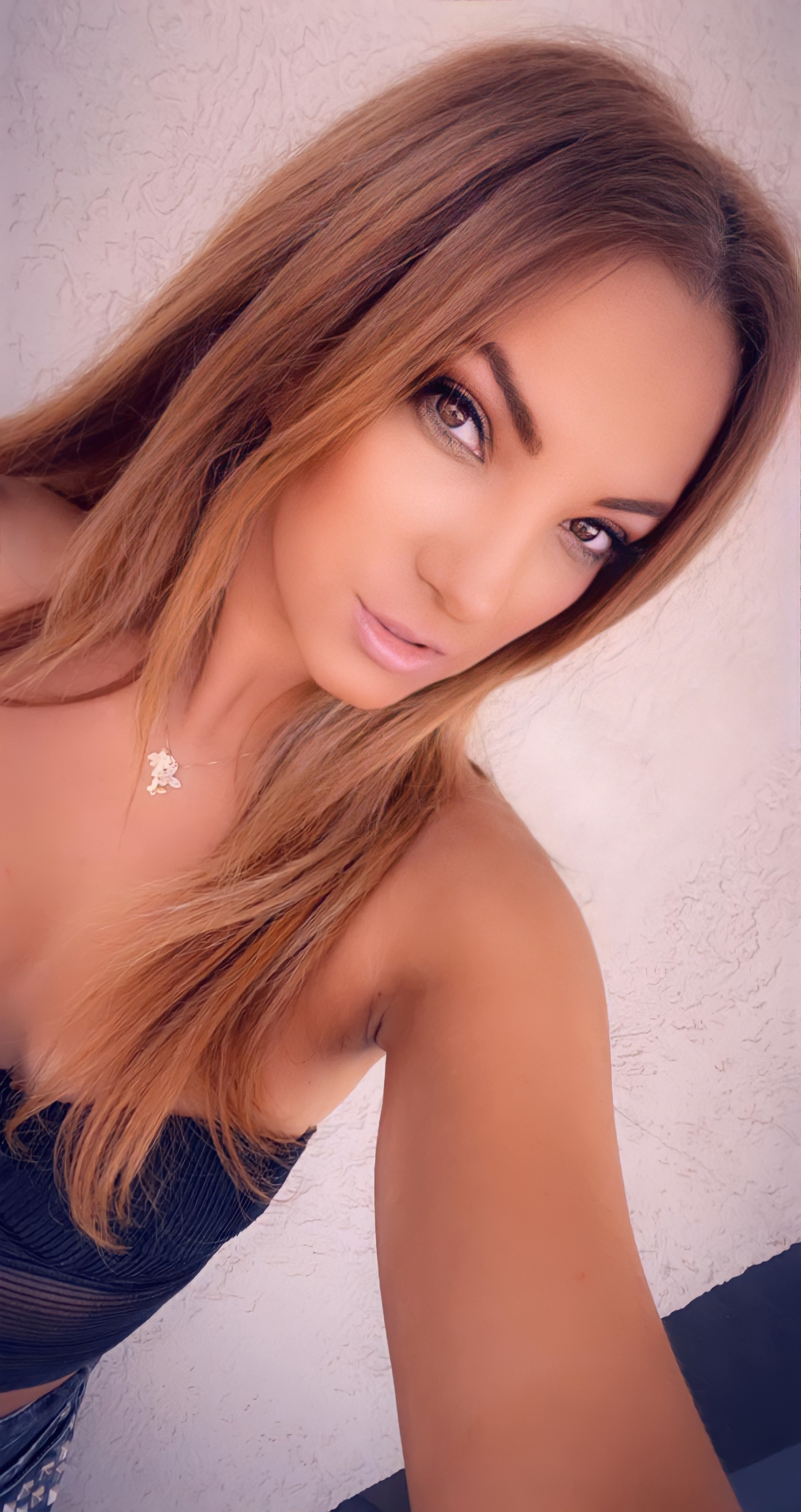 Live sex webcam photo for AngelicFelisha #7357590